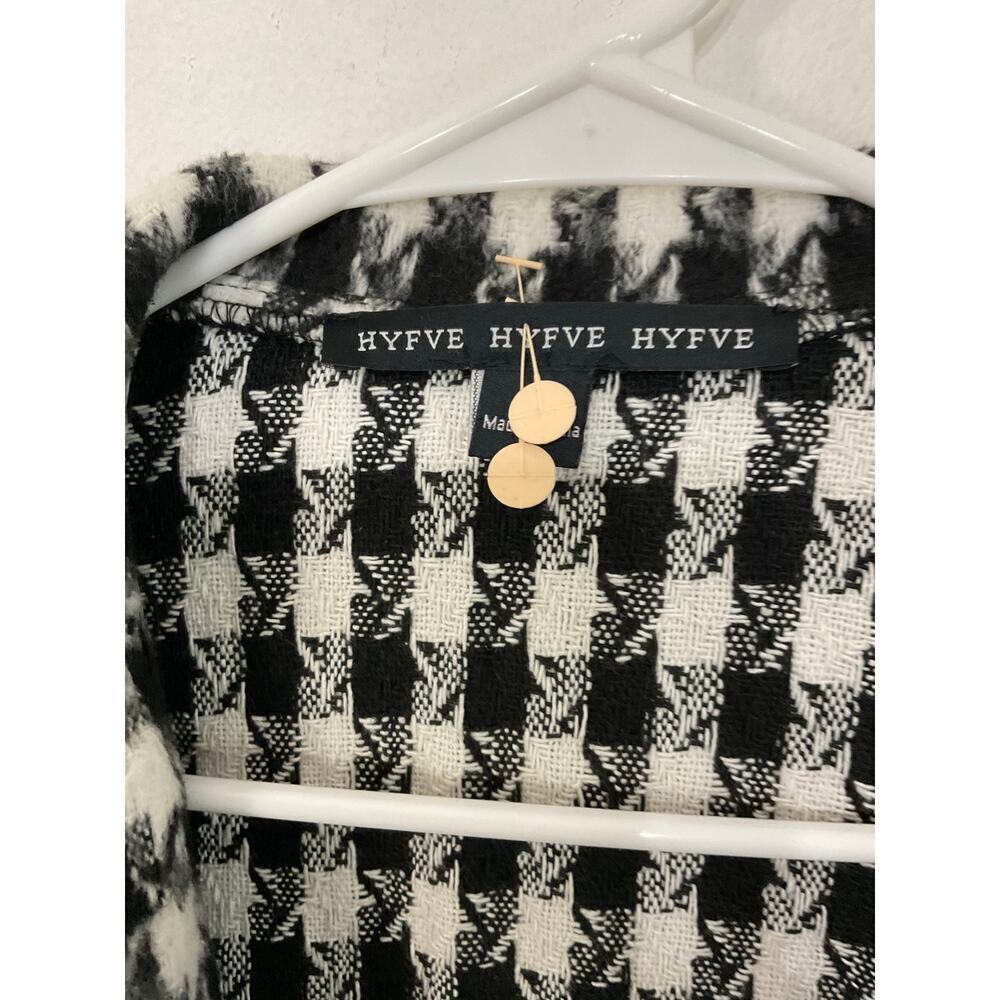 Hyfve Houndstooth Cape Jacket Size Small Black/White Tie Belt Womens - Picture 7 of 8